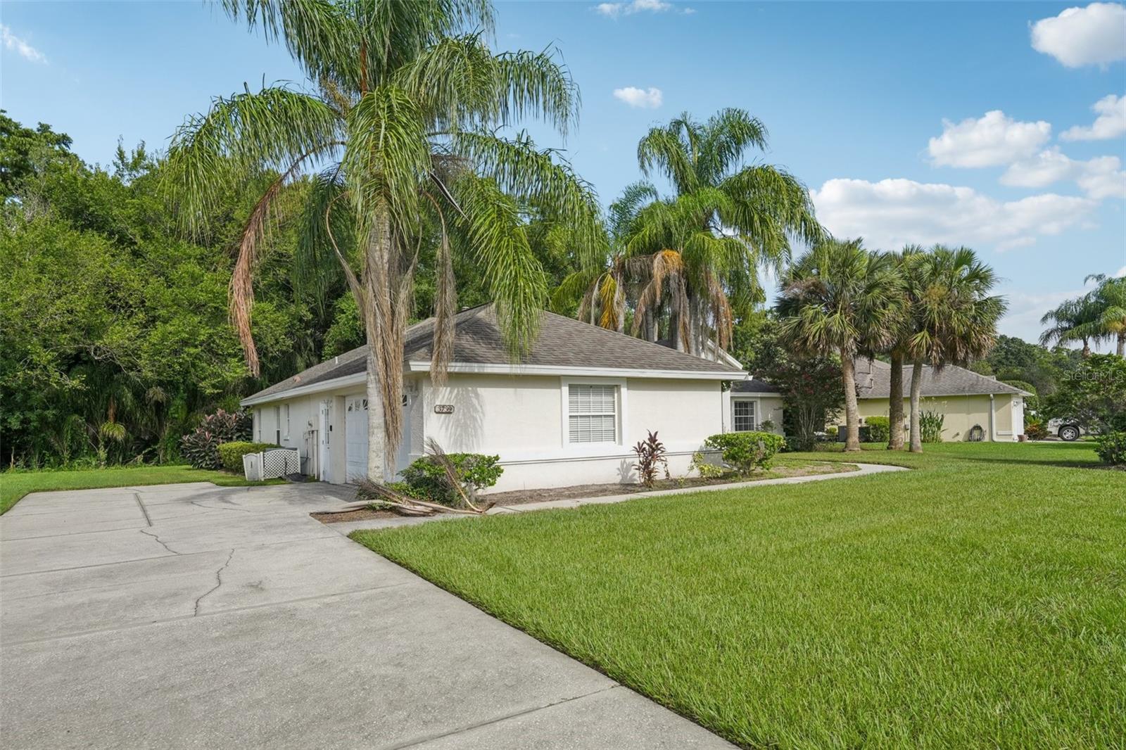 3739 SUNRISE OAKS DRIVE