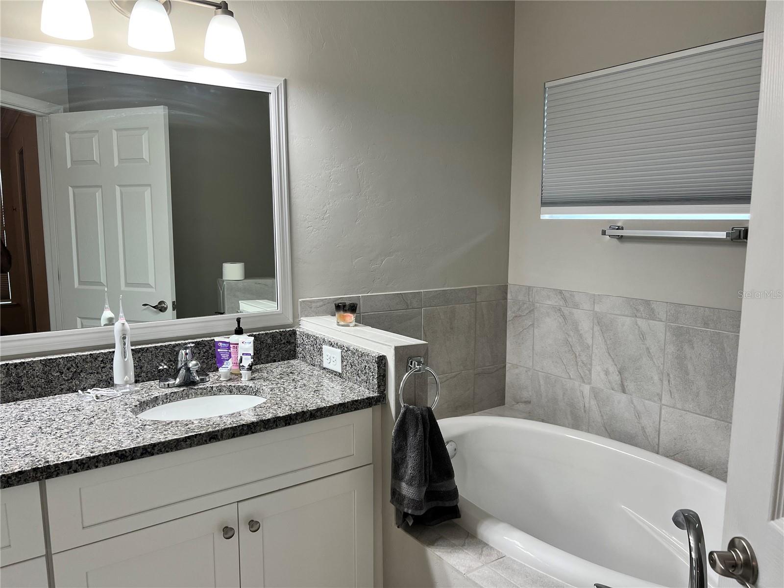 OAK VIEW VILLAGE PH II - Residential Lease