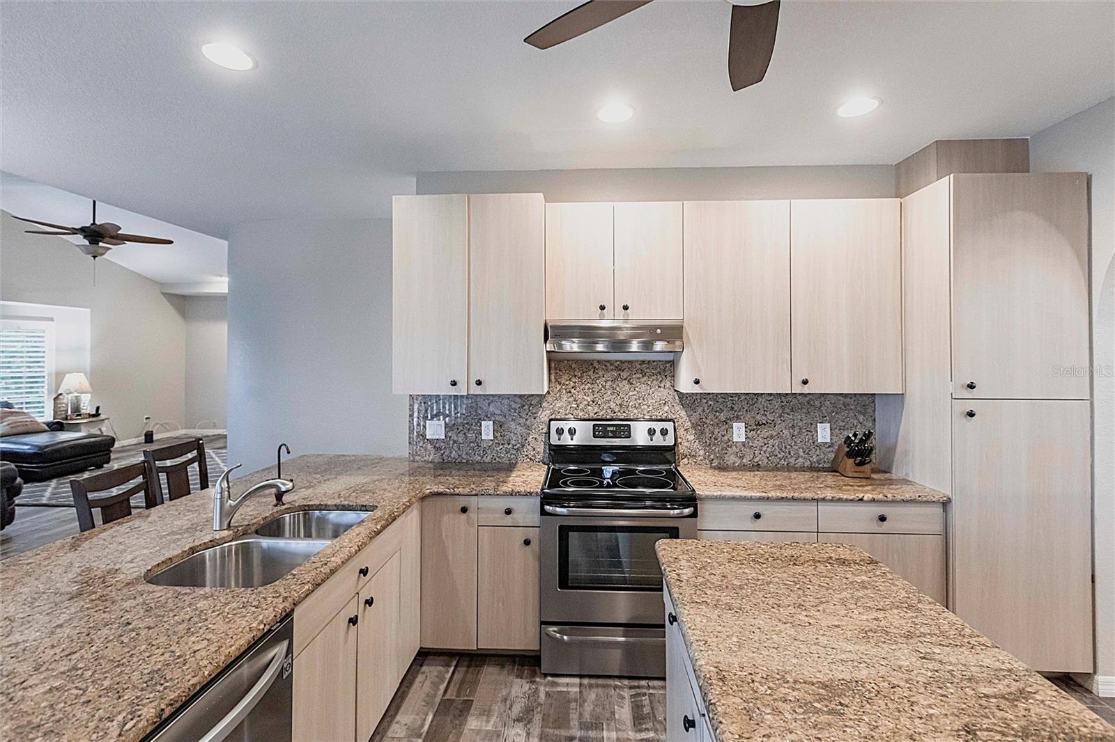 PUNTA GORDA ISLES SEC 12 - Residential Lease