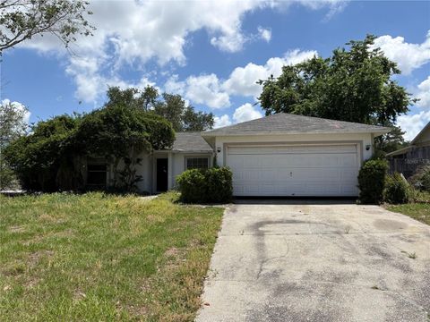 Photo of 10814 Crescendo Loop, Clermont, FL 34711 (MLS # TB8502009)