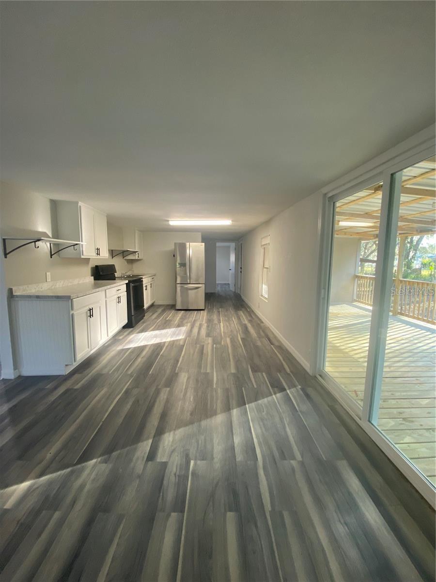 POMONA PARK - Residential