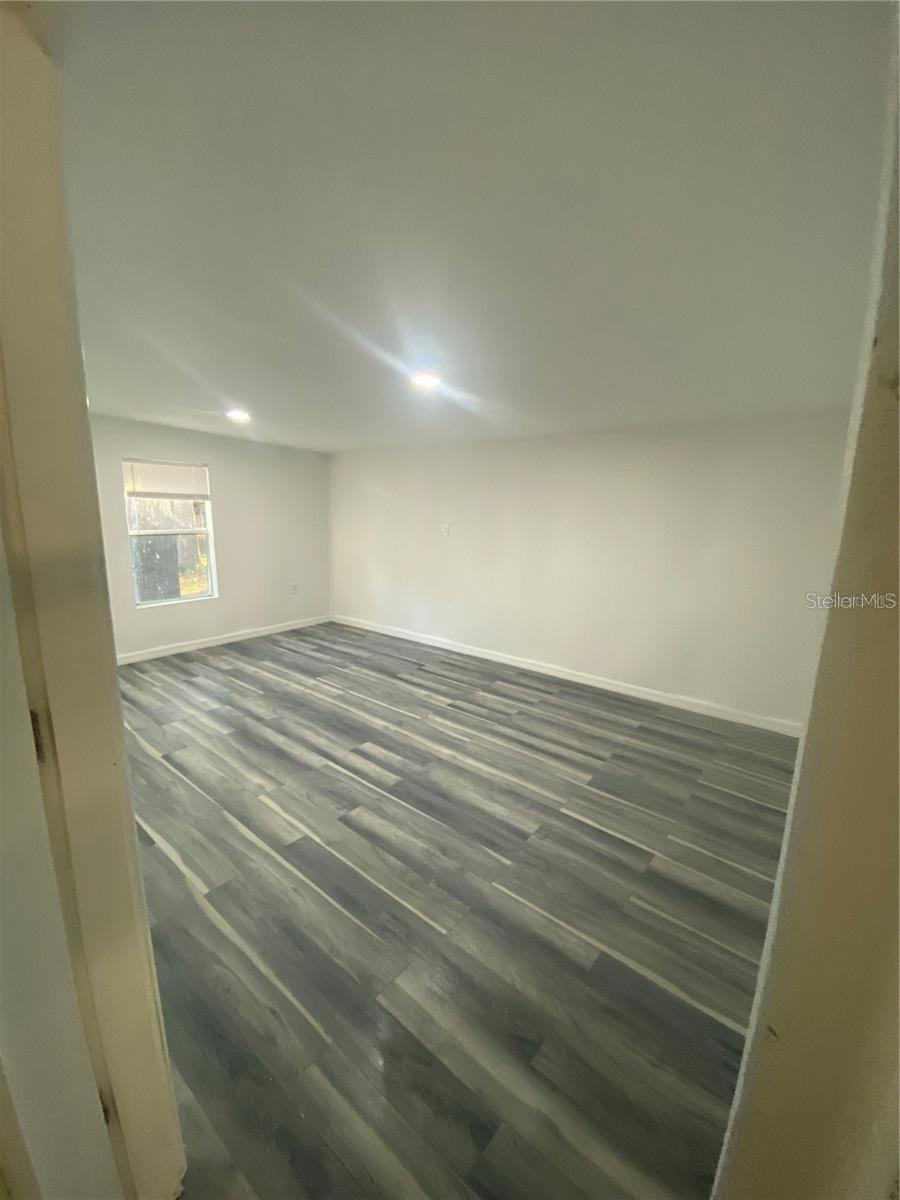 POMONA PARK - Residential