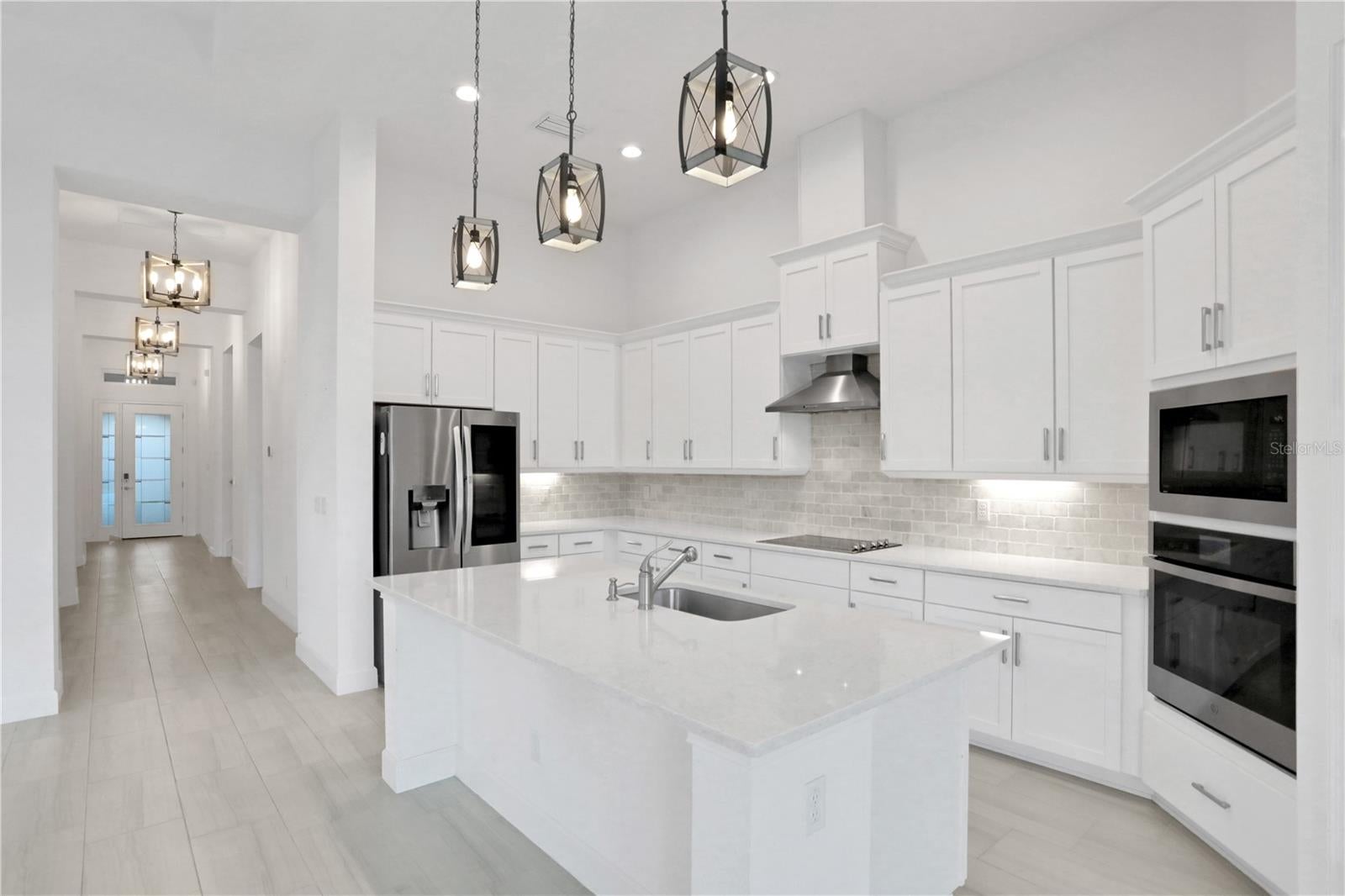 6239 WOODHAVEN VILLAGE DRIVE
