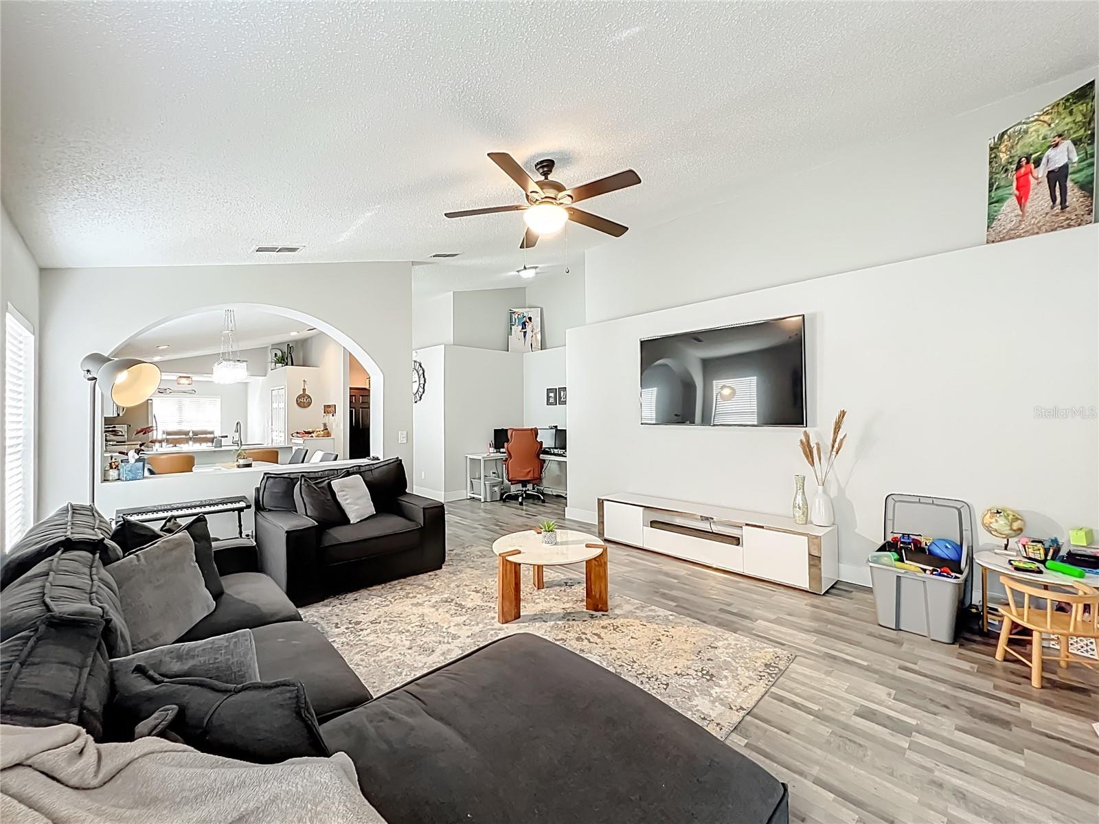 GROVELAND LEXINGTON VILLAGE PH I - Residential