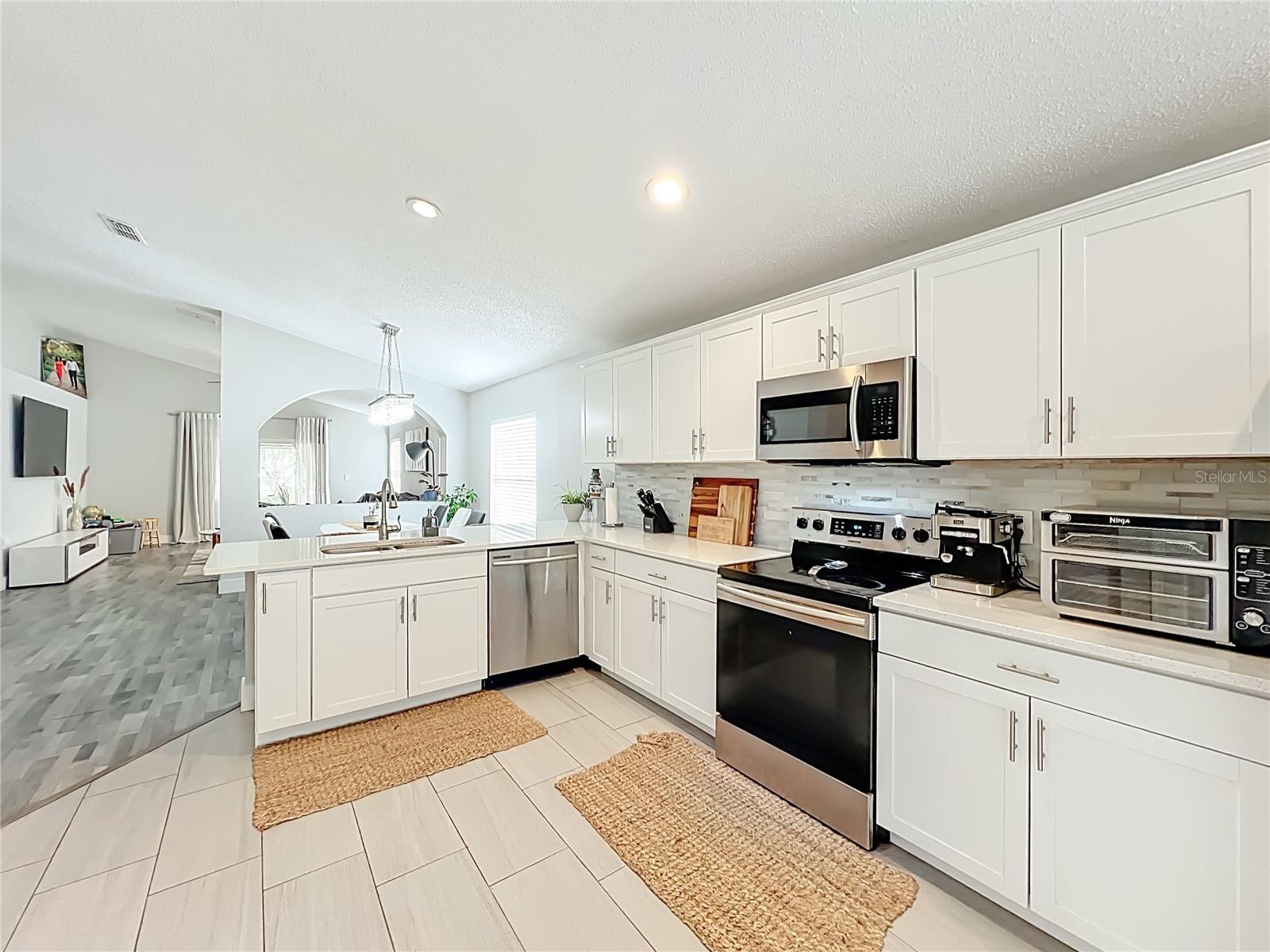 GROVELAND LEXINGTON VILLAGE PH I - Residential