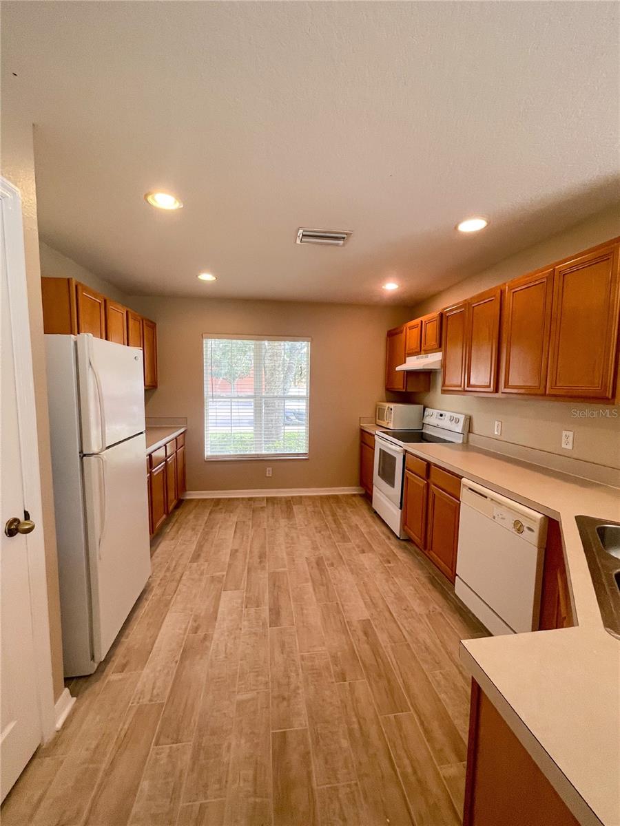 ST CHARLES PLACE PH 2 - Residential Lease