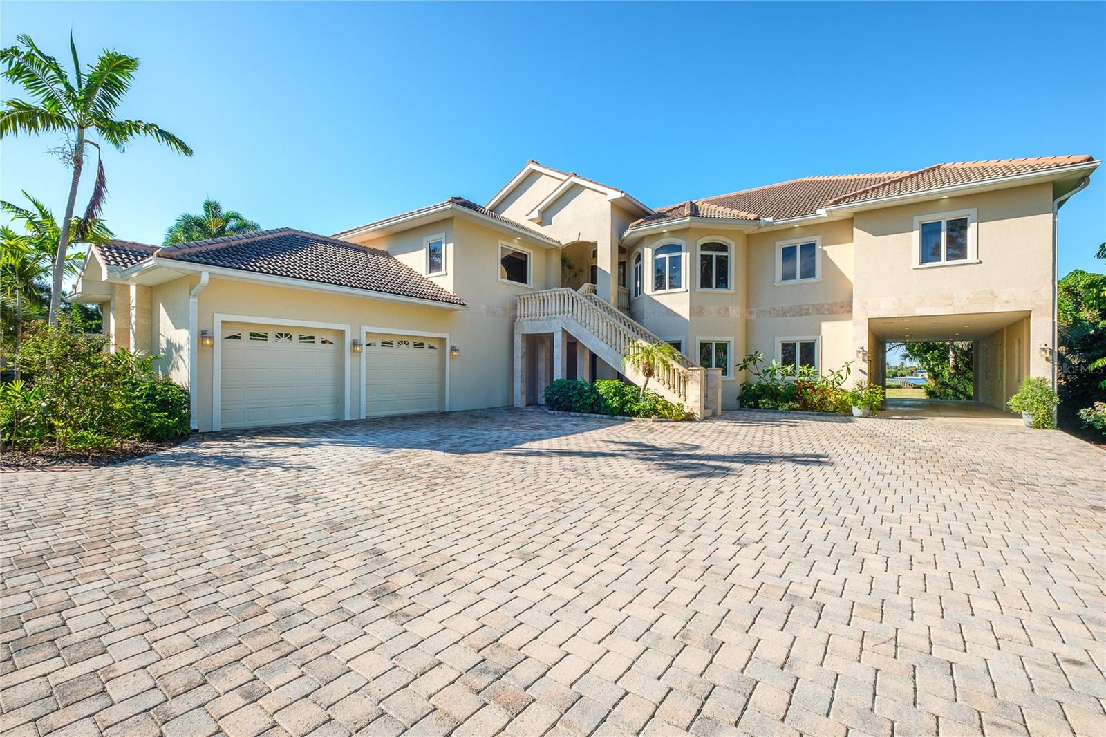 1930 BAYSHORE DRIVE
