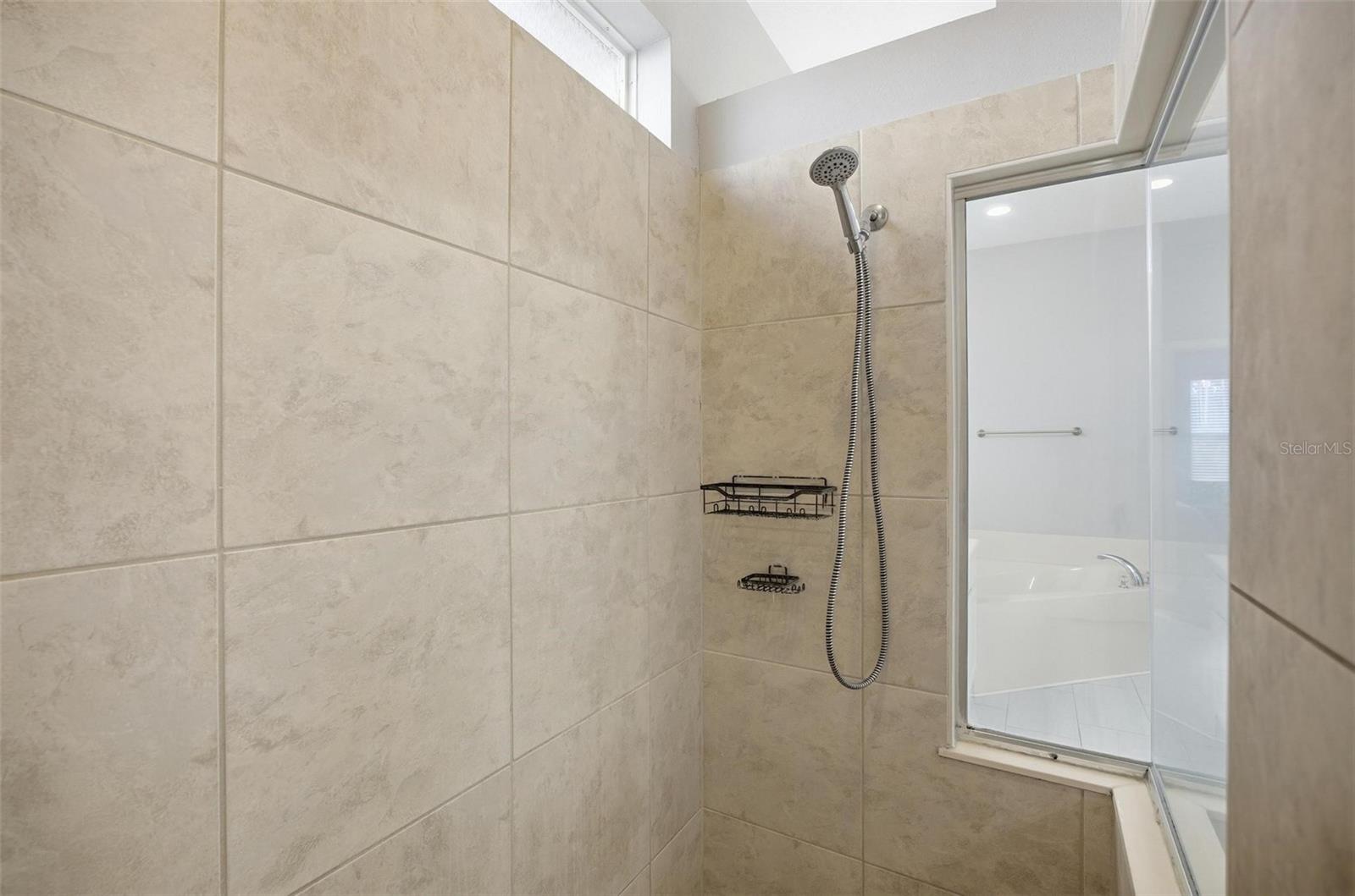 COUNTRY LAKE ESTATES - Residential