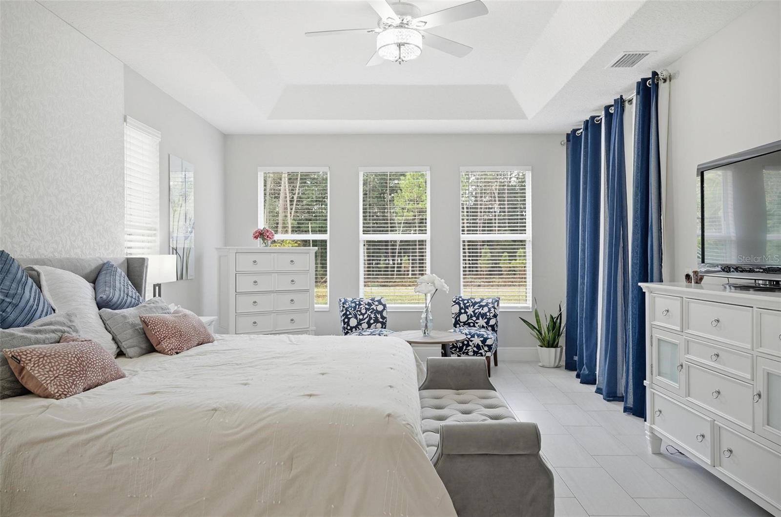 COUNTRY LAKE ESTATES - Residential