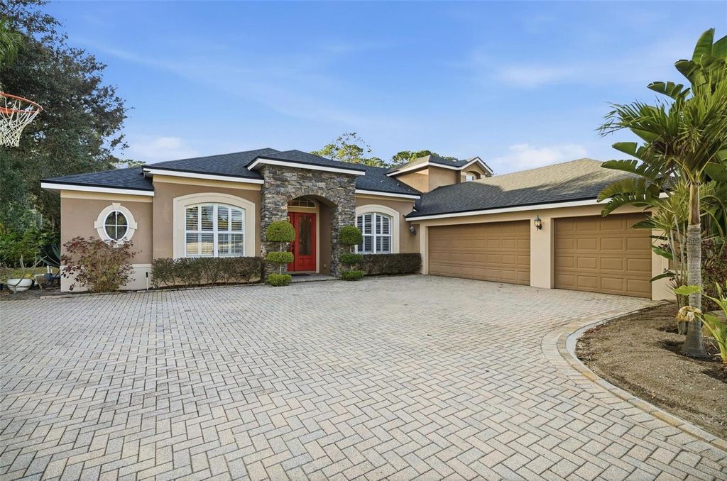 Photo of 2914 Lee Shore Loop, Orlando, FL 32820 (MLS # O6375924)