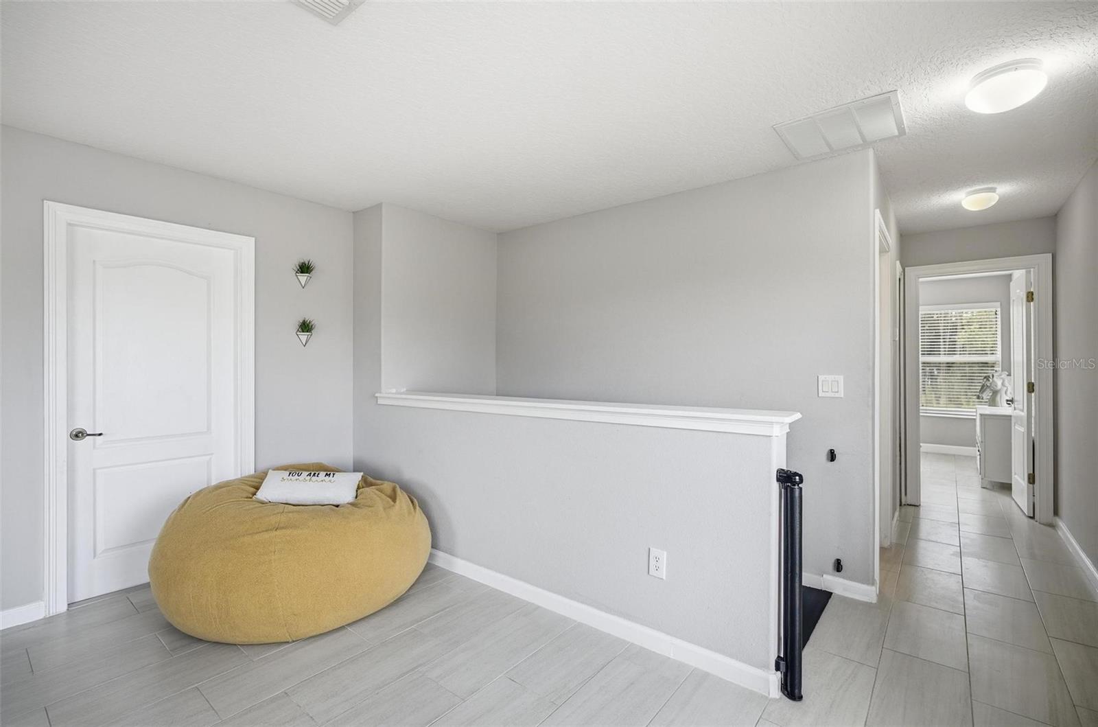 COUNTRY LAKE ESTATES - Residential