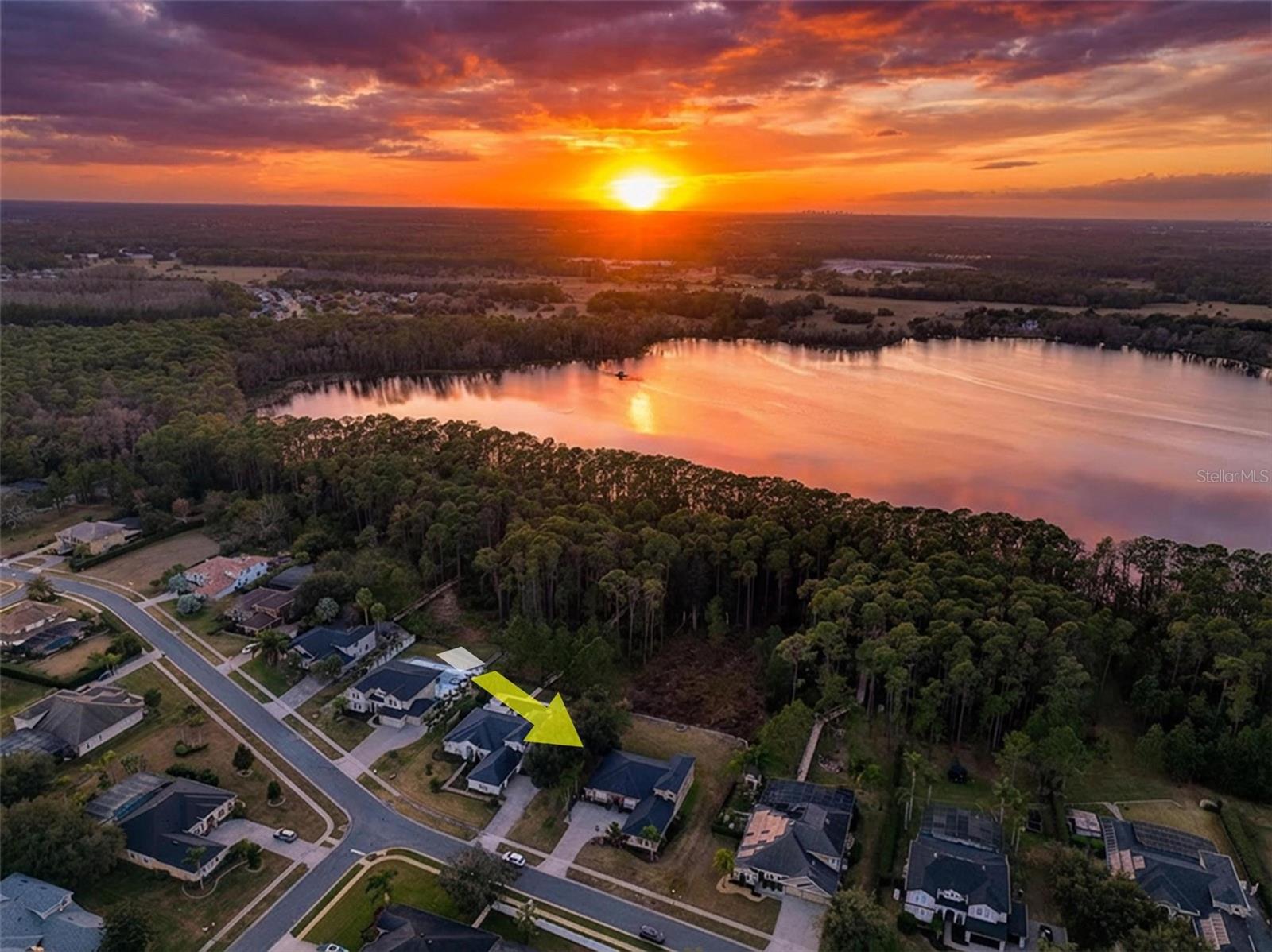 COUNTRY LAKE ESTATES - Residential