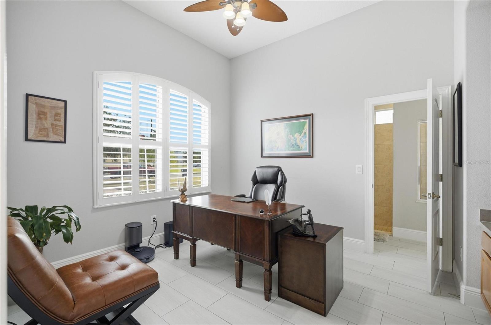 COUNTRY LAKE ESTATES - Residential