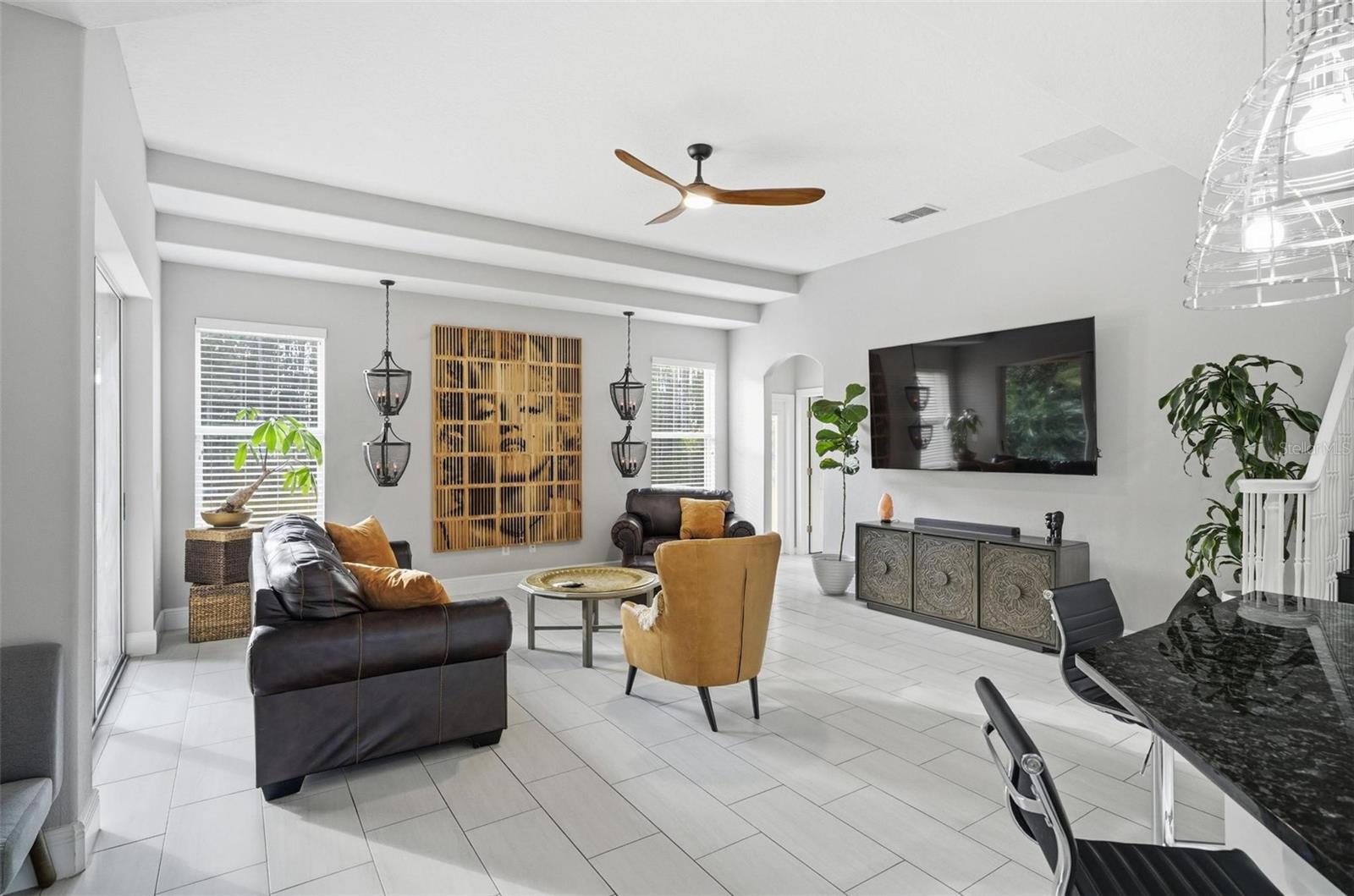 COUNTRY LAKE ESTATES - Residential