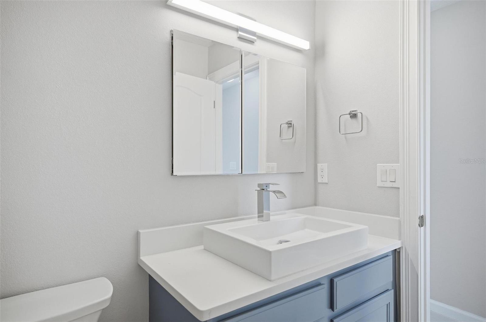 COUNTRY LAKE ESTATES - Residential