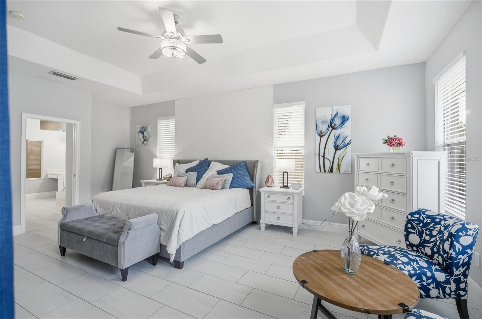 COUNTRY LAKE ESTATES - Residential