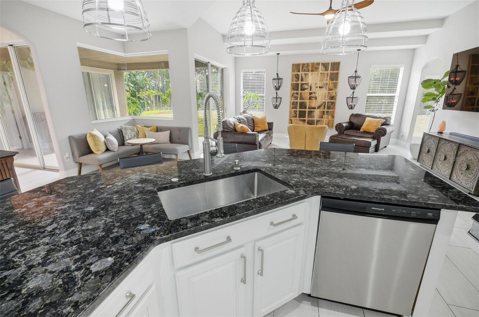 COUNTRY LAKE ESTATES - Residential