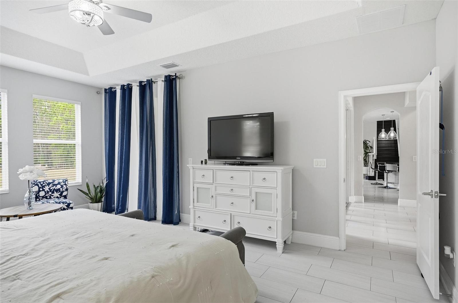 COUNTRY LAKE ESTATES - Residential