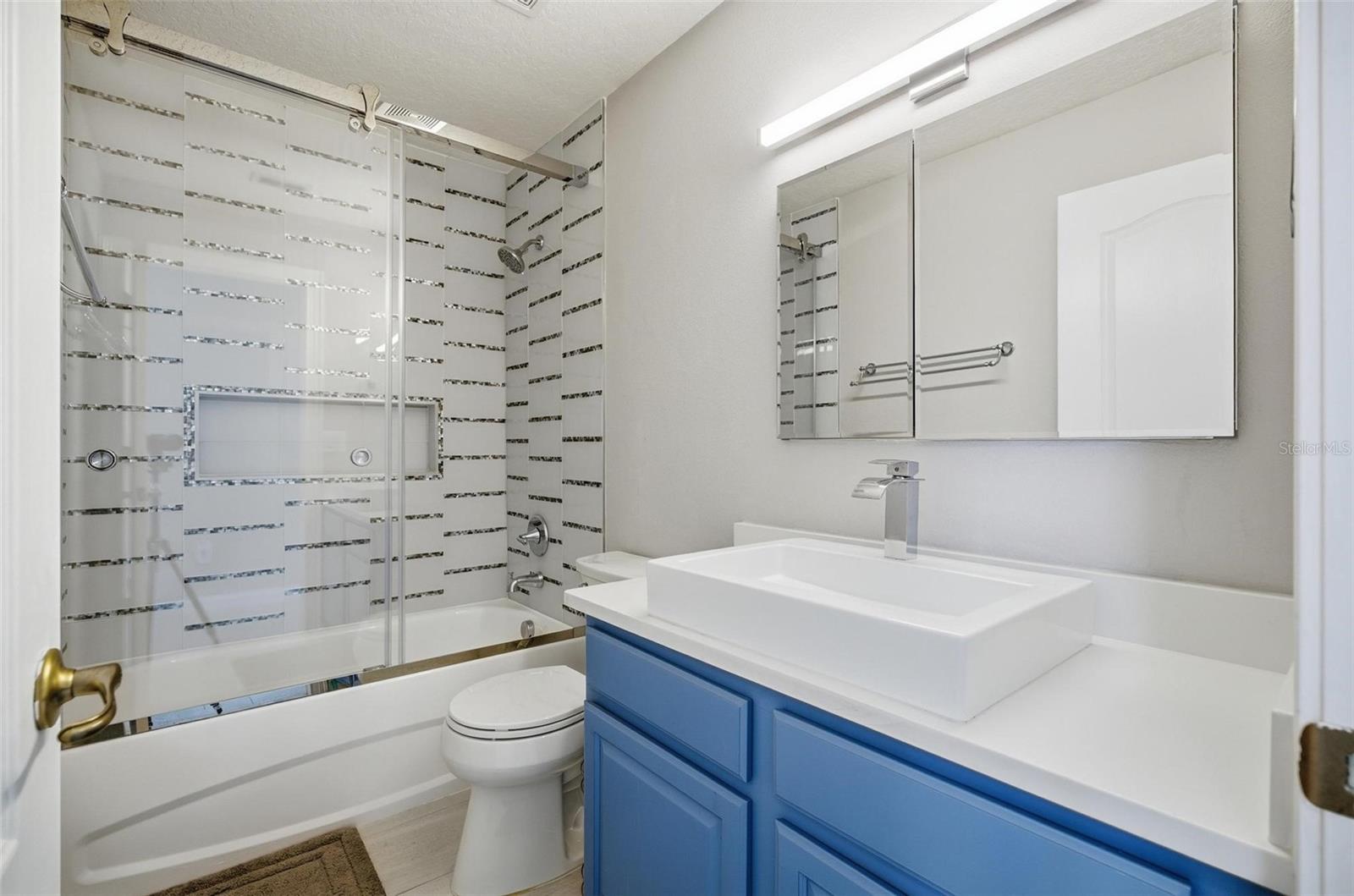 COUNTRY LAKE ESTATES - Residential