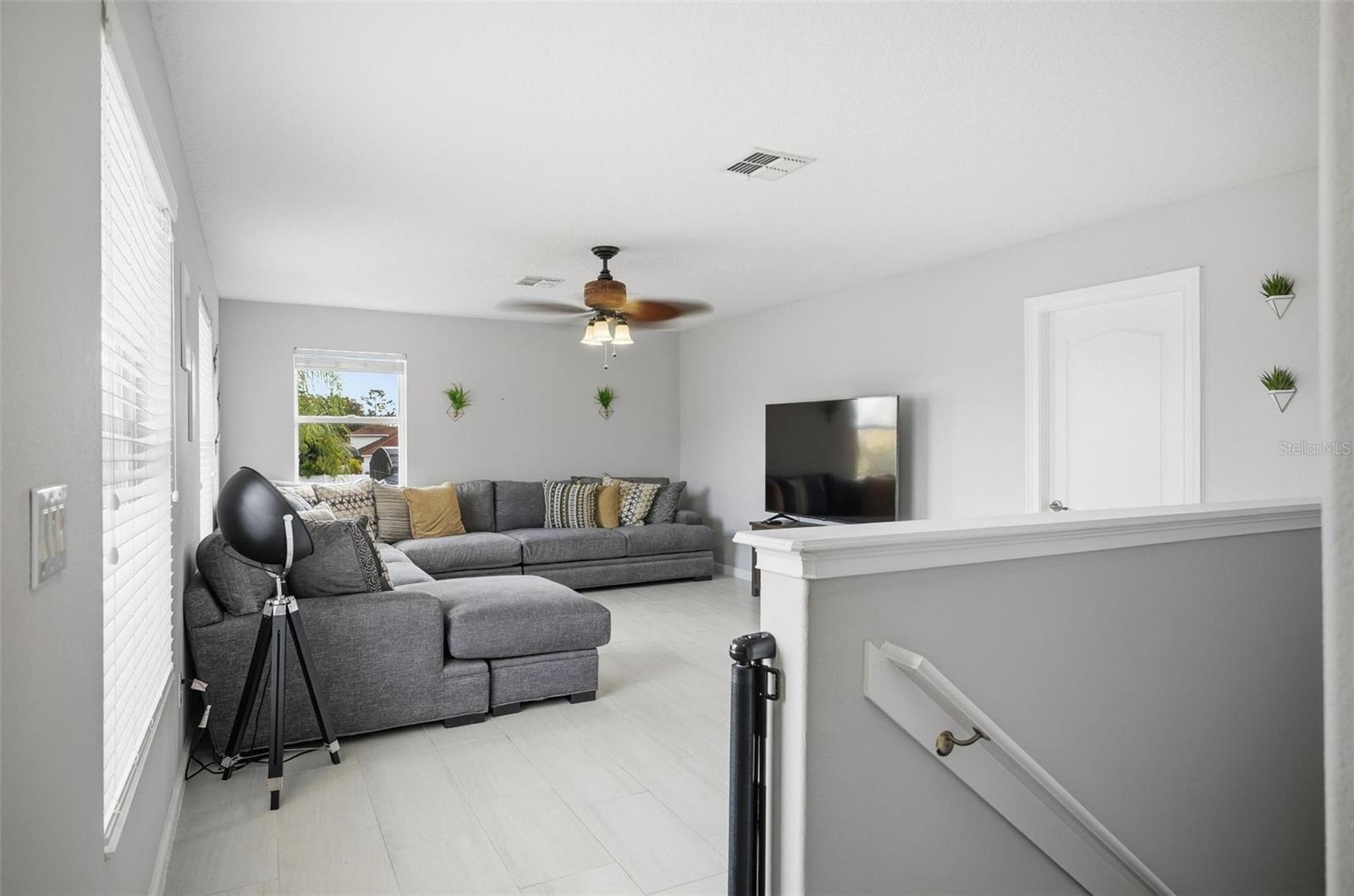 COUNTRY LAKE ESTATES - Residential