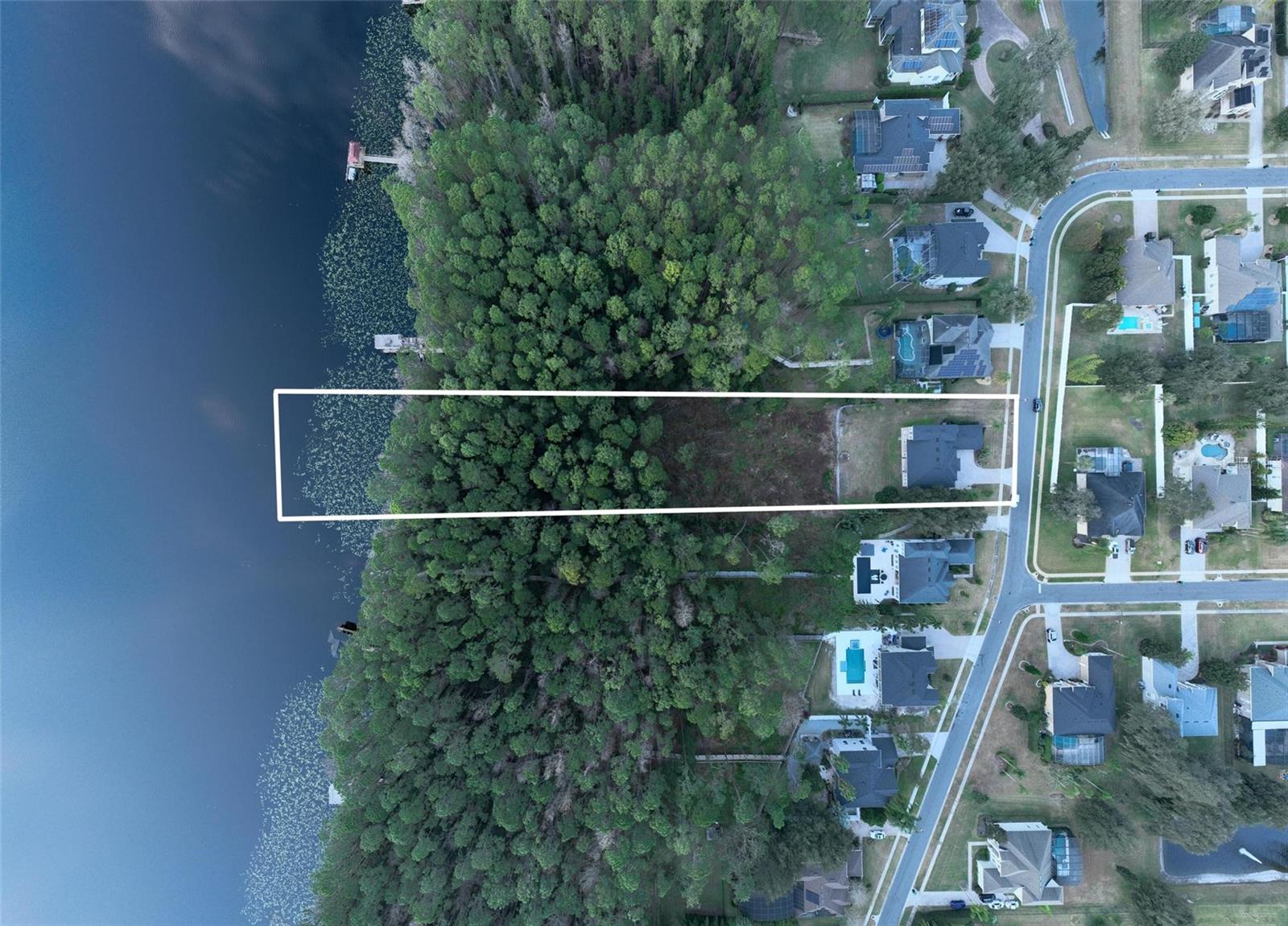 COUNTRY LAKE ESTATES - Residential