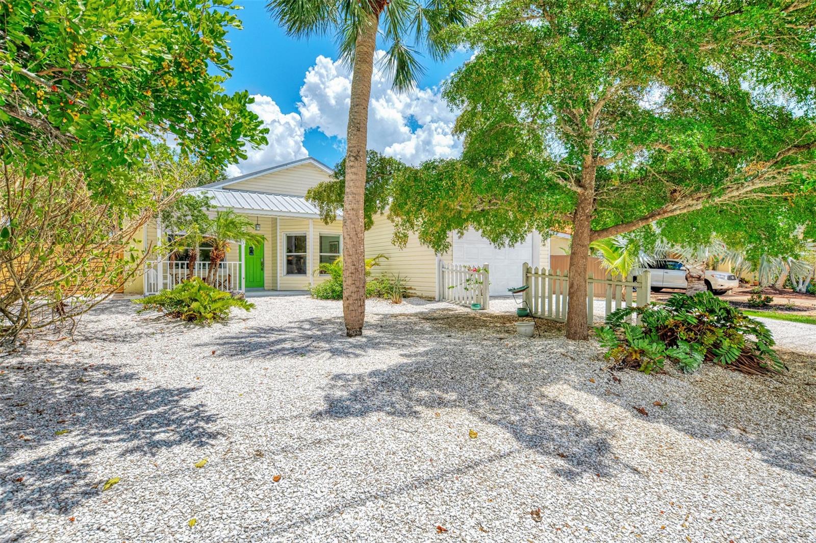 5253 AVENIDA DEL MARE