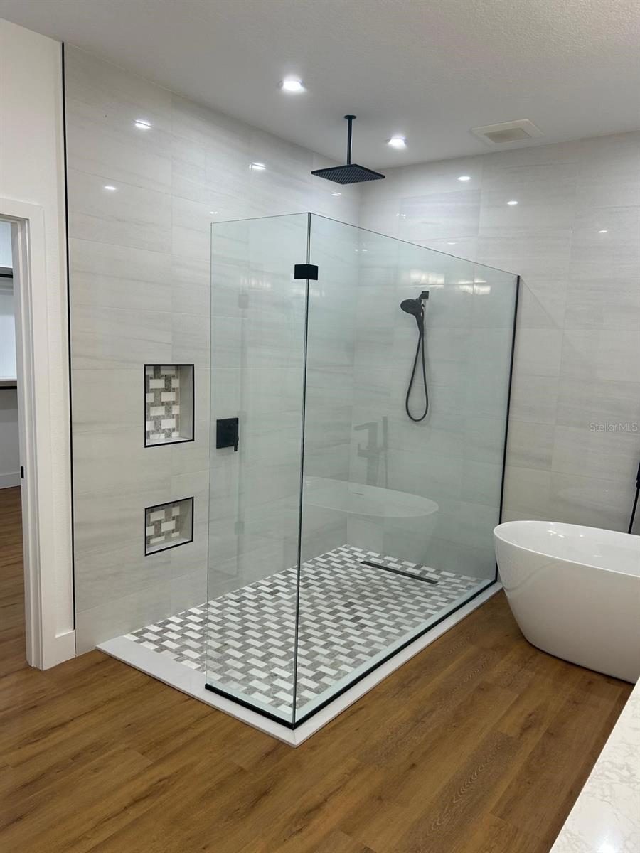 SUMMERLAKE PD PH 3A - Residential Lease