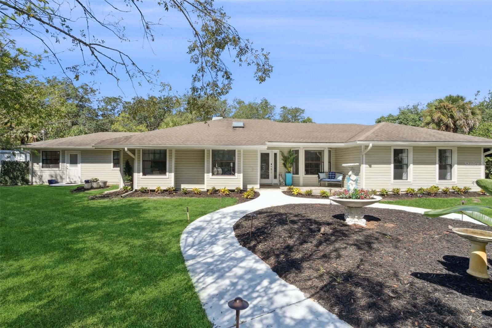 298 LAKE MARKHAM ROAD