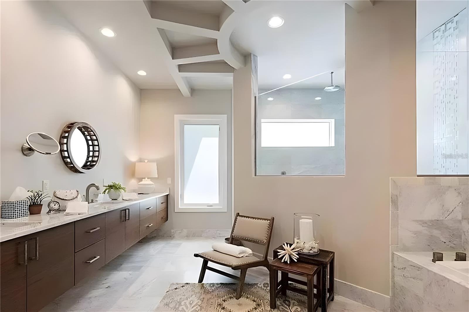 SAINT ARMANDS DIV JOHN RINGLING ESTATES - Residential