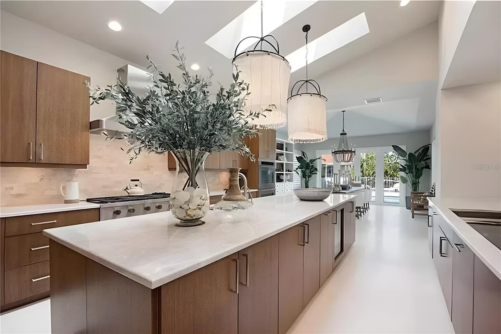 SAINT ARMANDS DIV JOHN RINGLING ESTATES - Residential