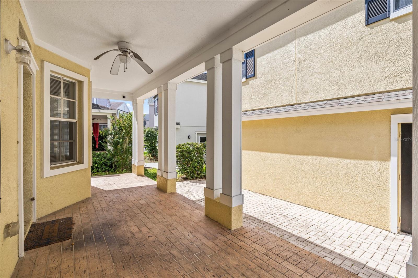 FISHHAWK RANCH TOWNCENTER PHAS - Residential