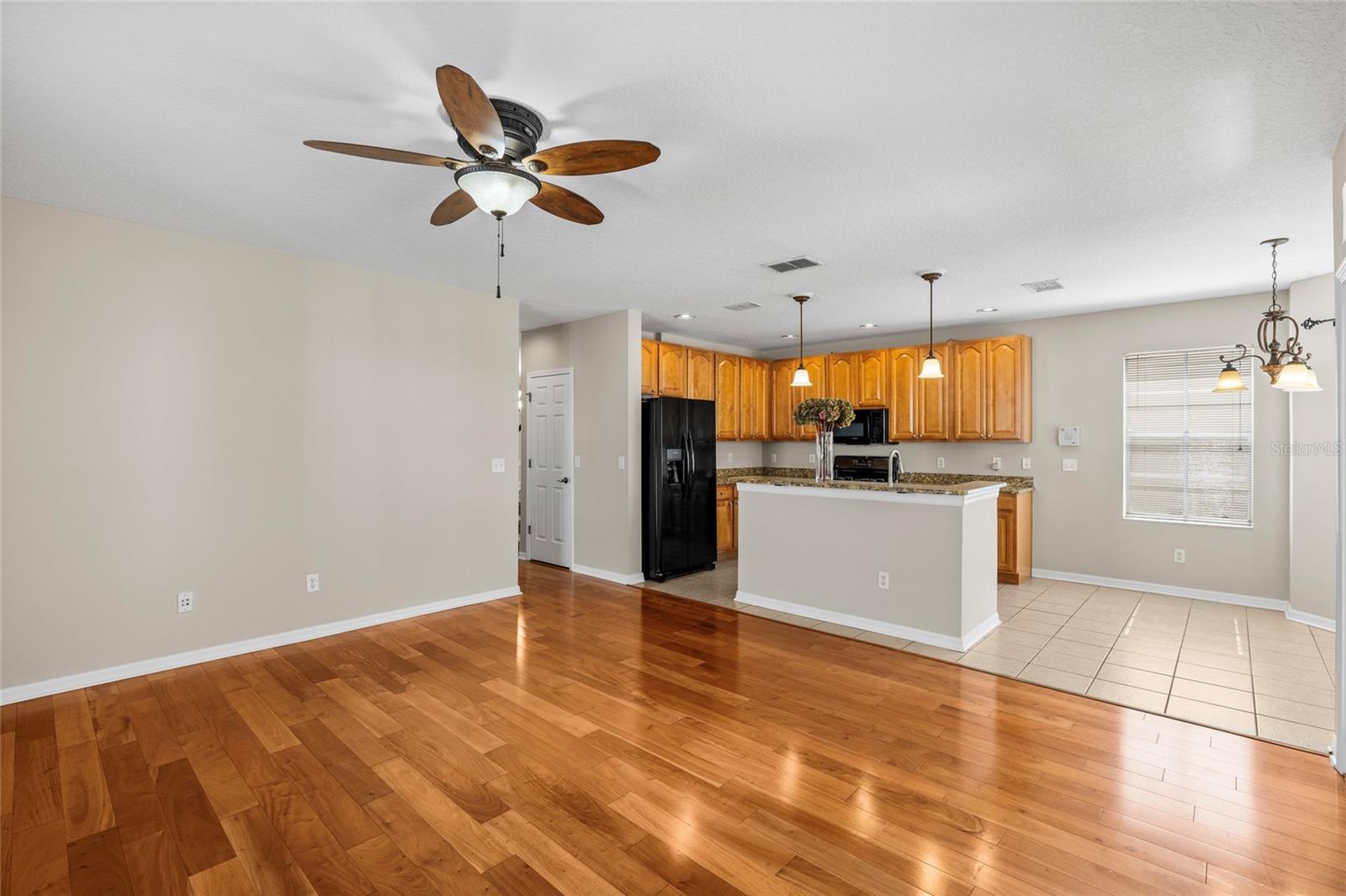 FISHHAWK RANCH TOWNCENTER PHAS - Residential