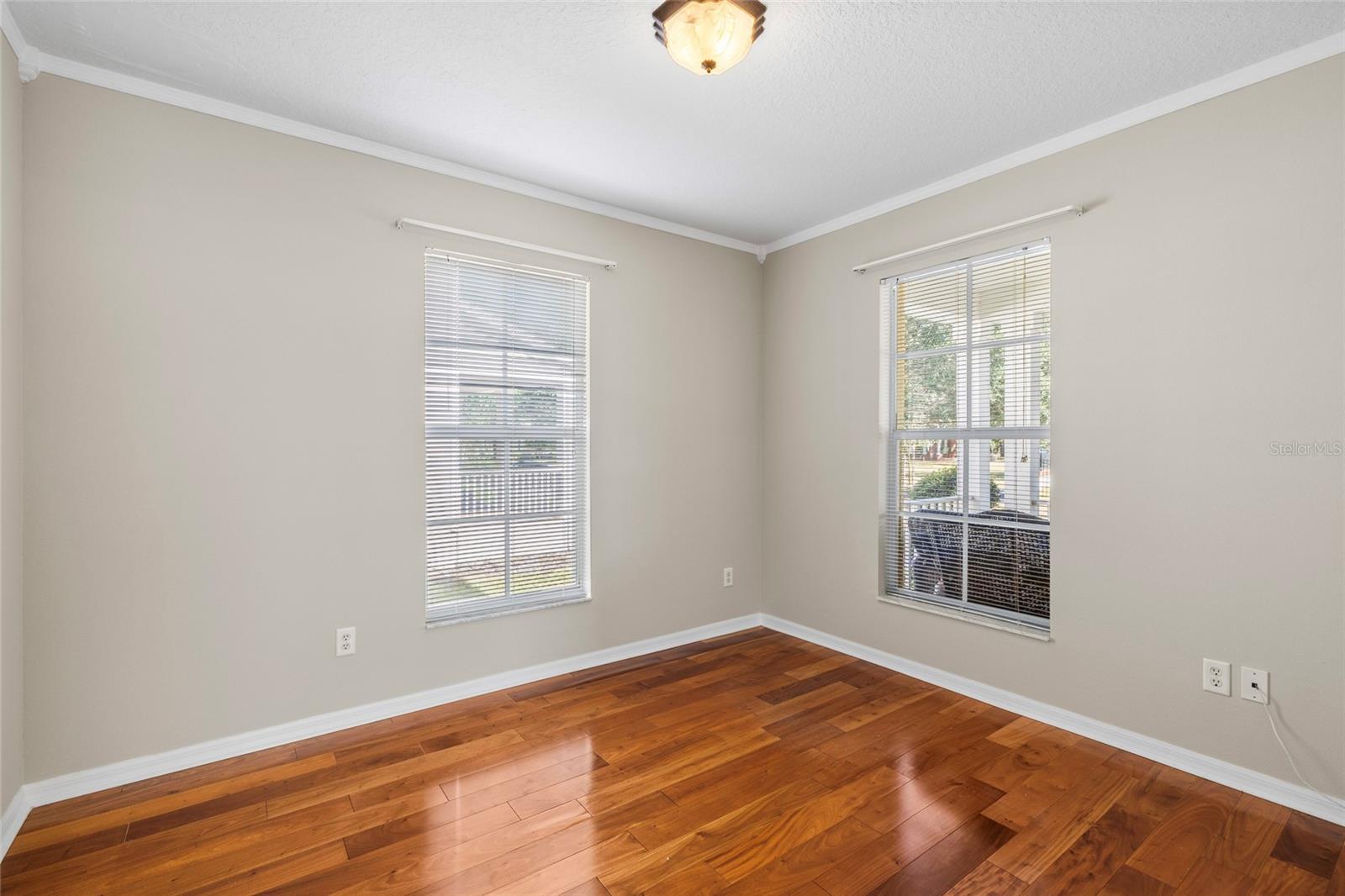 FISHHAWK RANCH TOWNCENTER PHAS - Residential