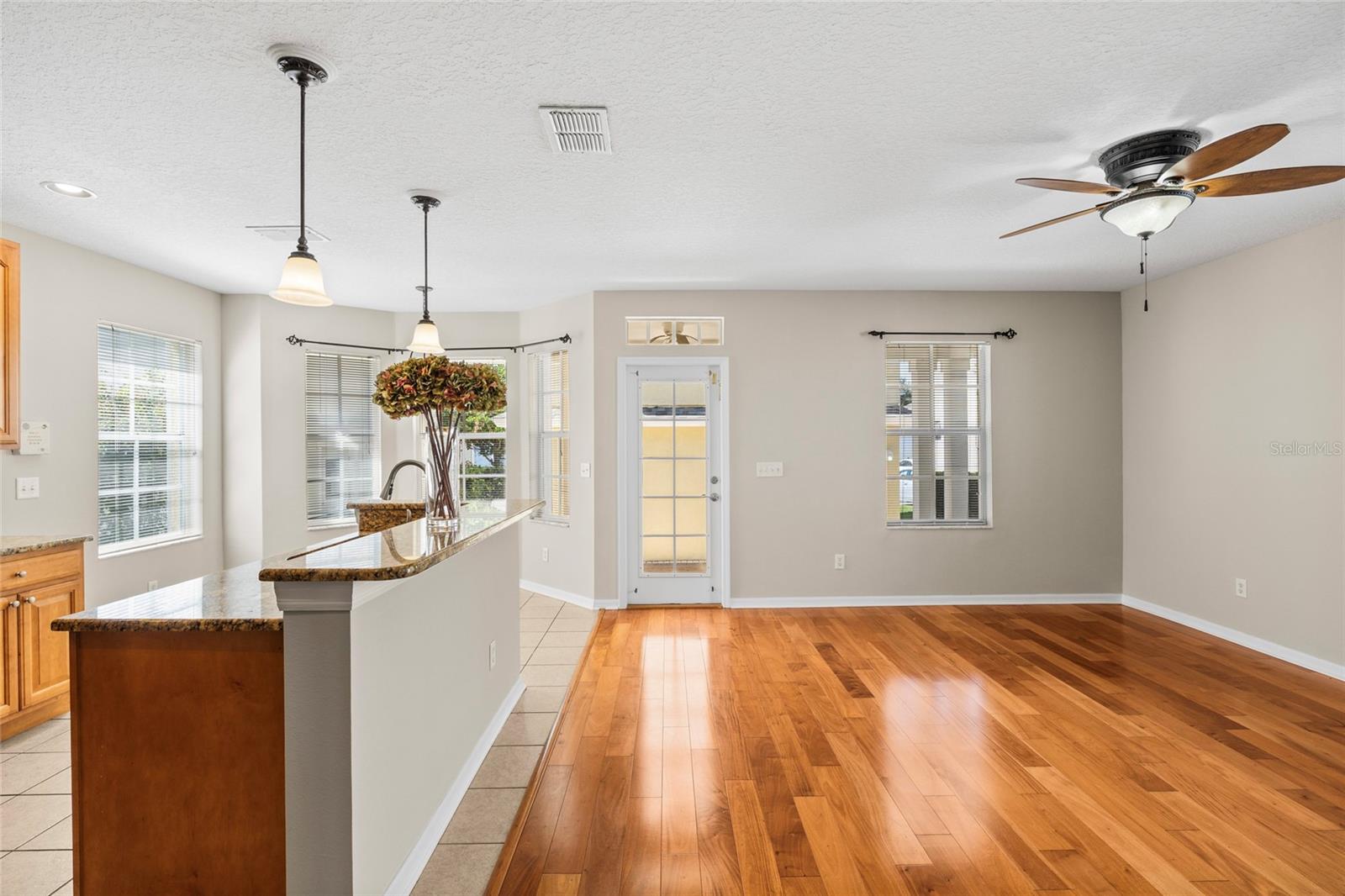 FISHHAWK RANCH TOWNCENTER PHAS - Residential