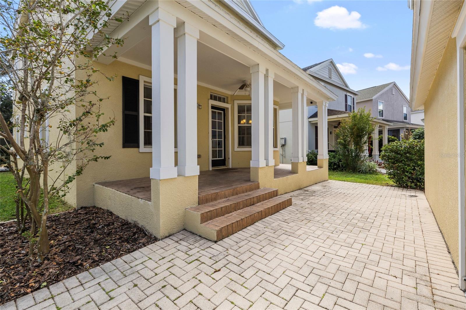 FISHHAWK RANCH TOWNCENTER PHAS - Residential