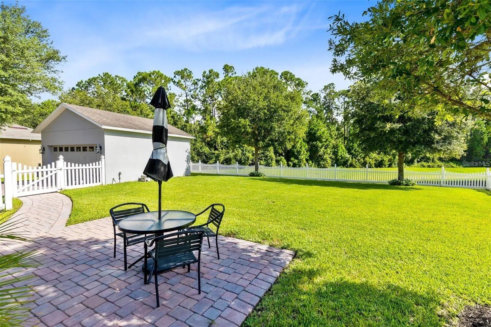 6110 MERIWETHER CRESCENT