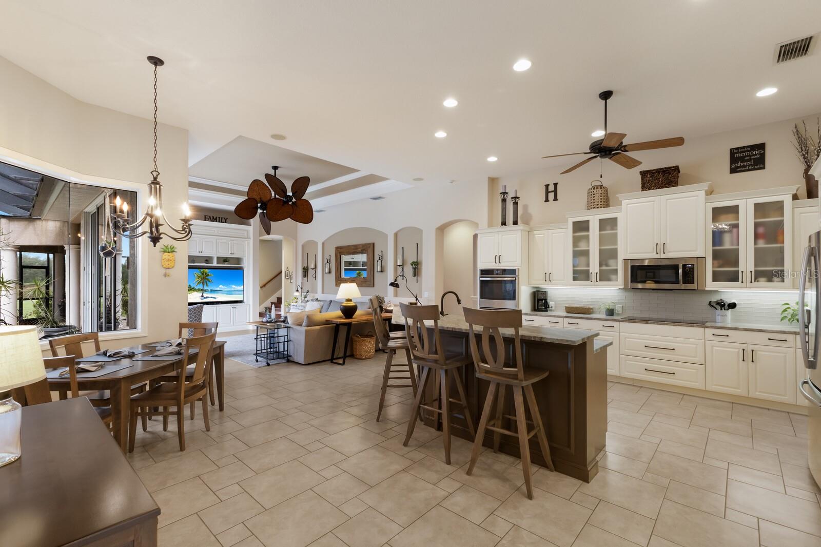 LAKEWOOD RANCH COUNTRY CLUB VILLAGE - Residential