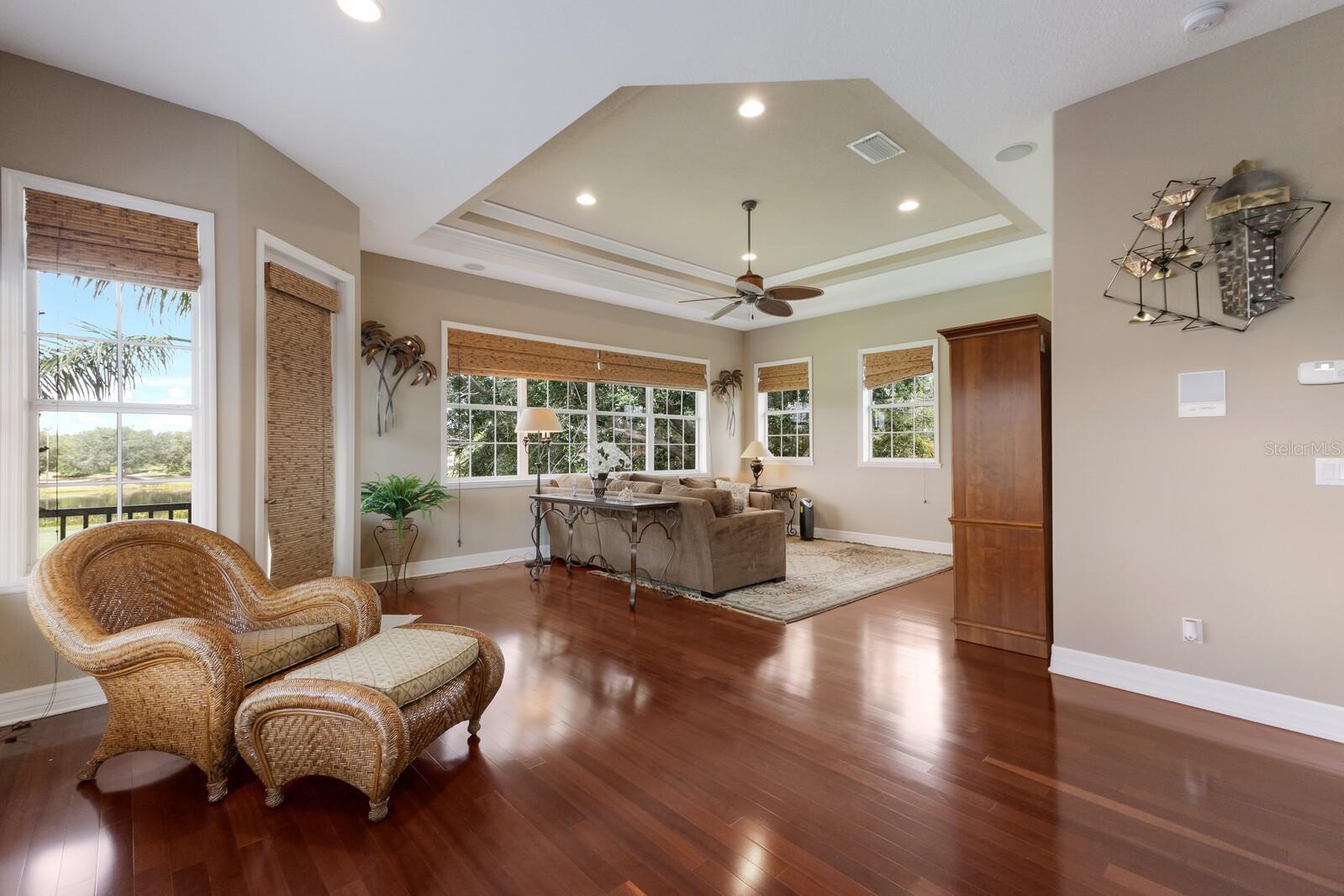 LAKEWOOD RANCH COUNTRY CLUB VILLAGE - Residential