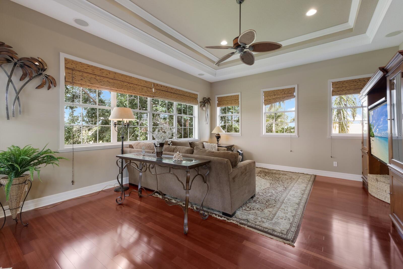 LAKEWOOD RANCH COUNTRY CLUB VILLAGE - Residential