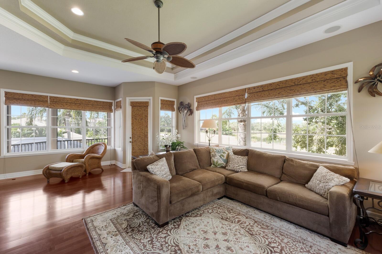 LAKEWOOD RANCH COUNTRY CLUB VILLAGE - Residential