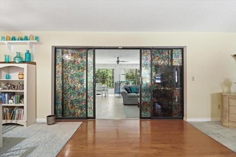 Tiny photo for 5 Sycamore Court N, Homosassa, FL 34446 (MLS # OM726552)