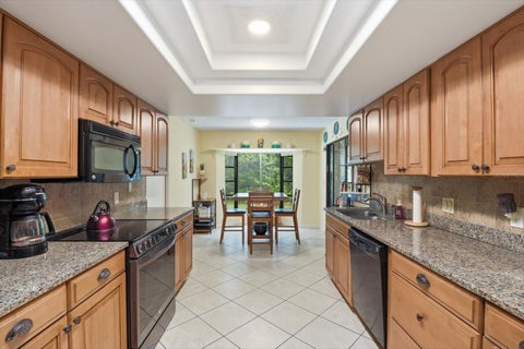Tiny photo for 5 Sycamore Court N, Homosassa, FL 34446 (MLS # OM726552)
