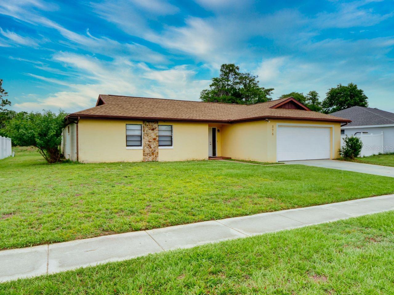 378 BUTTONWOOD DRIVE