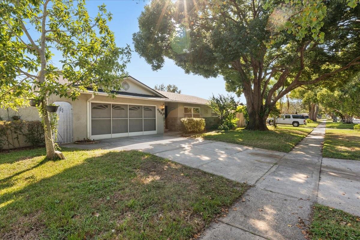 4991 TANGERINE AVENUE