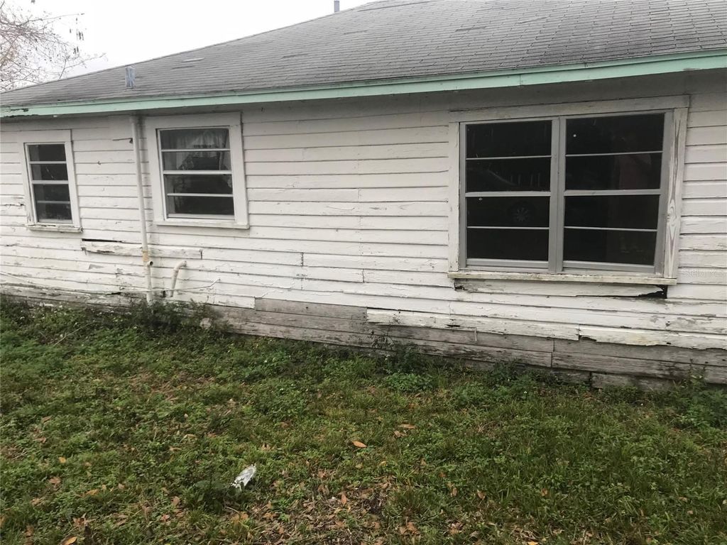 Photo of 2340 Broadway Street, Sanford, FL 32771 (MLS # O6399174)