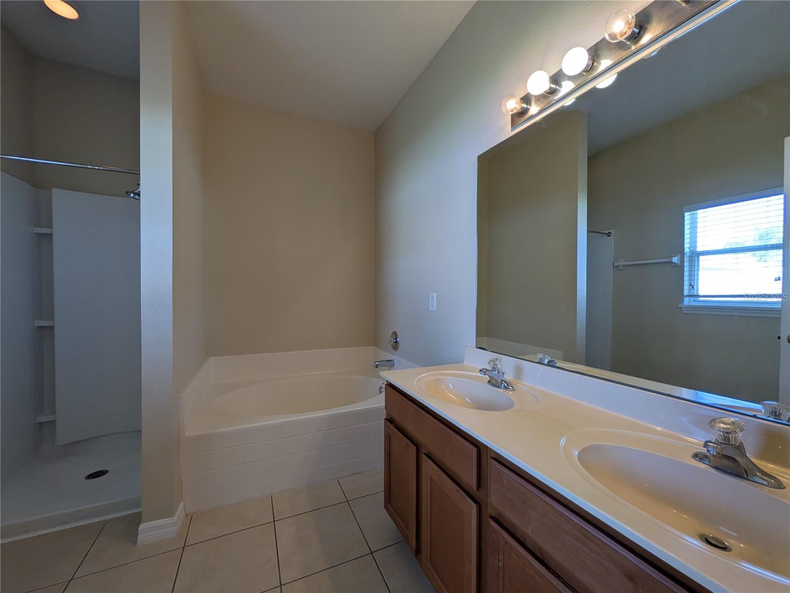 CELERY KEY - Residential Lease