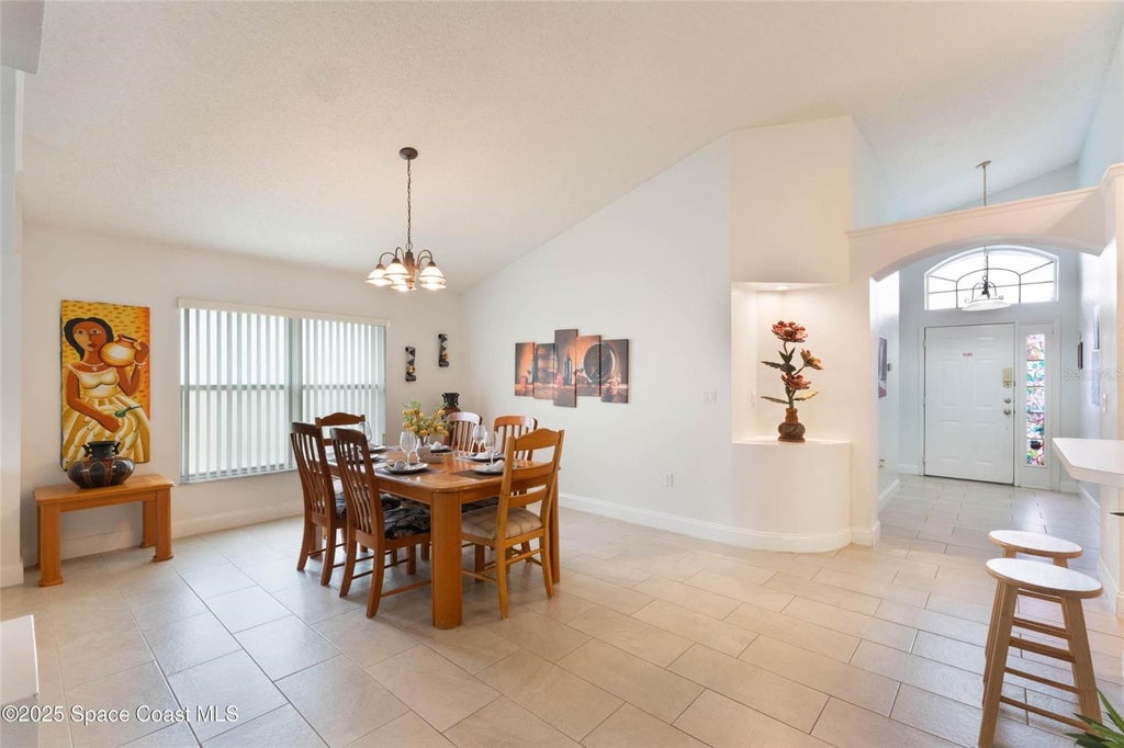Photo of 4632 Eagle Peak Drive, Kissimmee, FL 34746 (MLS # O6442264)