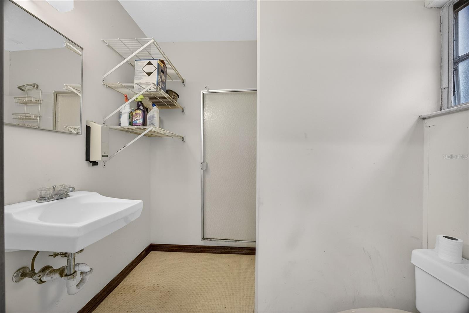 ROWLAND COUNTRY ESTATES - Commercial Sale