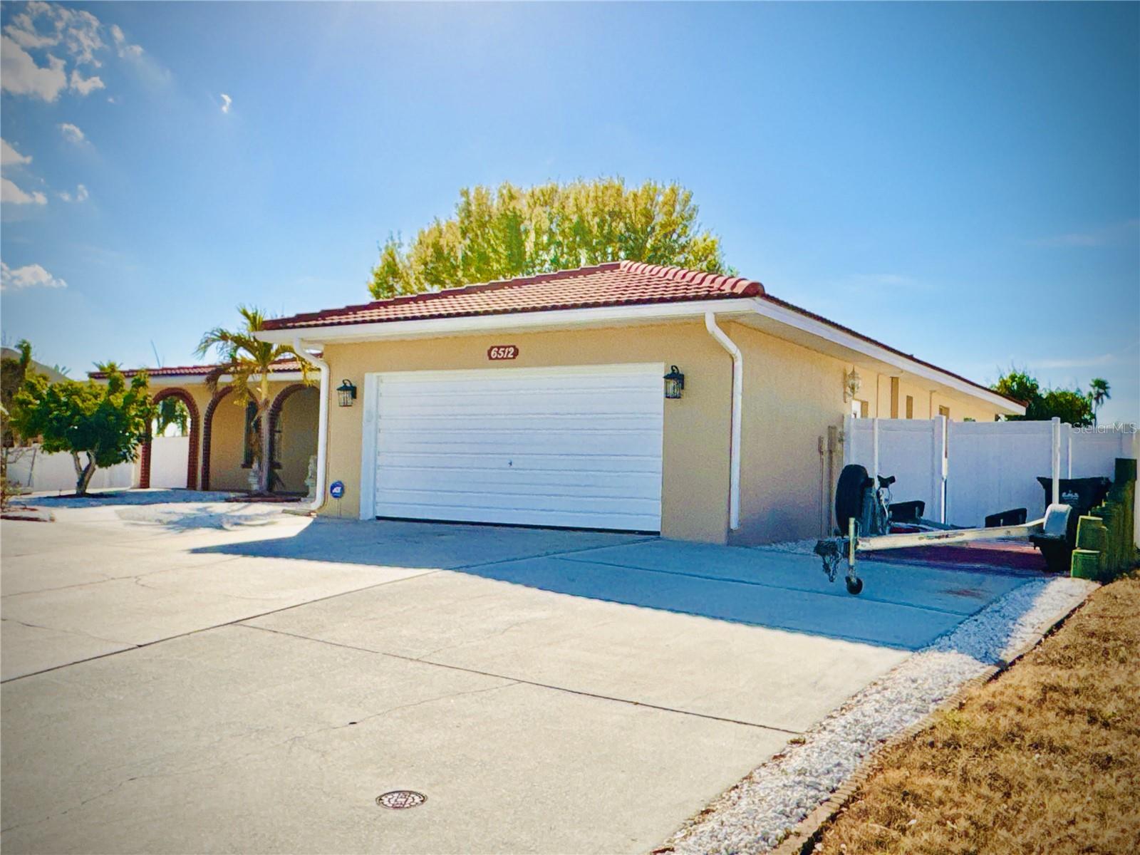 SABAL KEY UNIT 2 - Residential