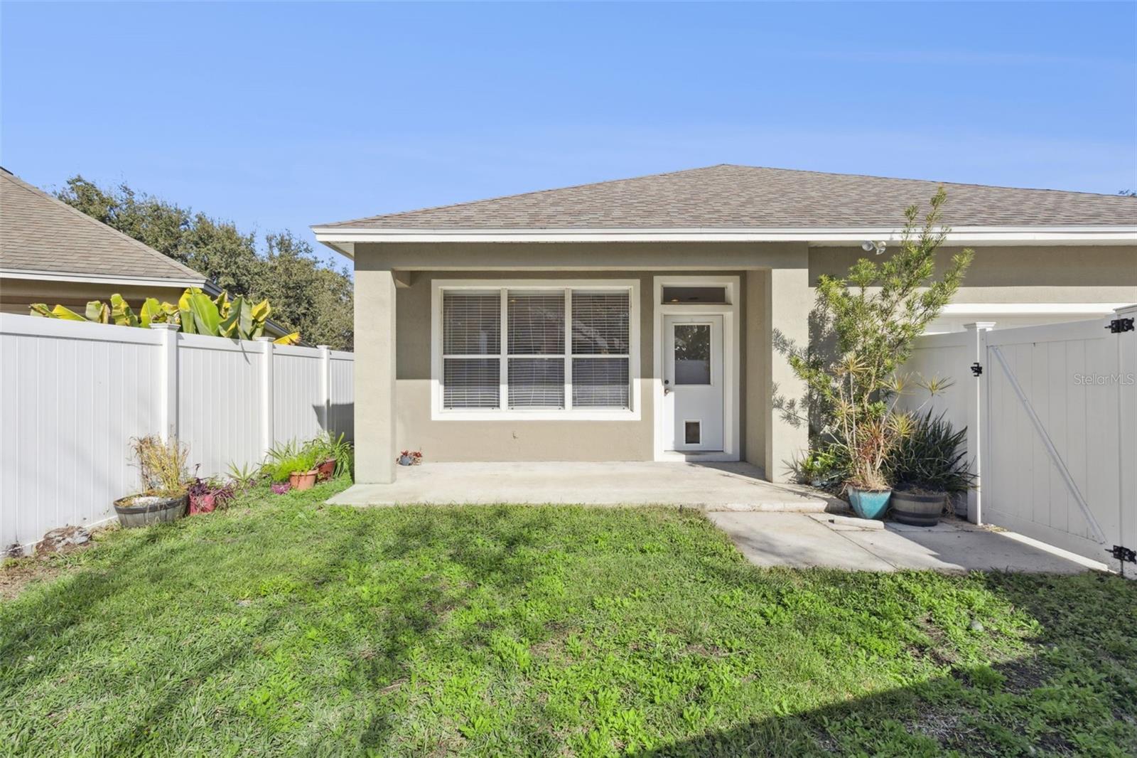 LAKES WINDERMERE PH 01 49 108 - Residential